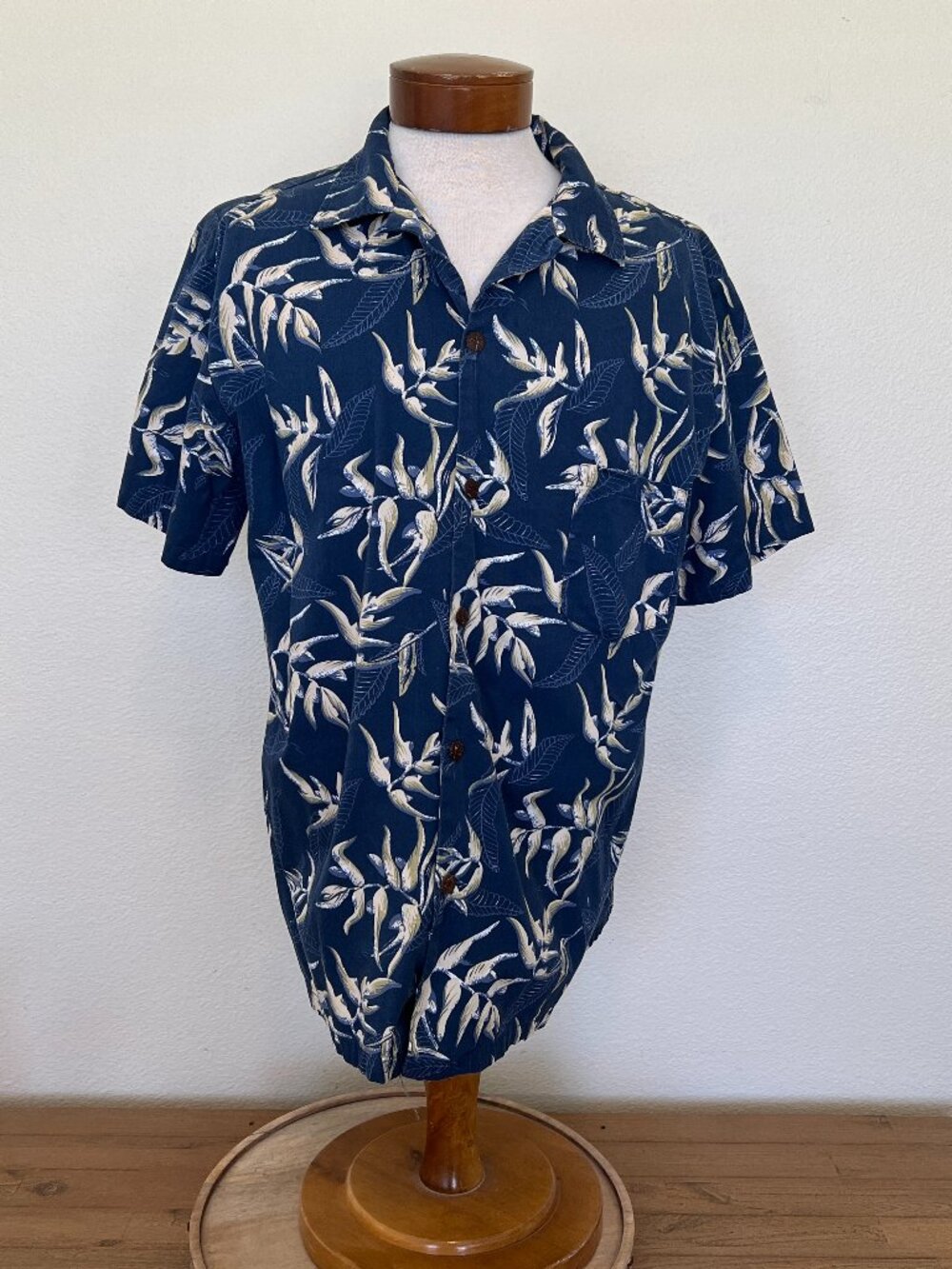 High Surf Hawaiian Mens Shirt - Navy & Beige - Size XL - Cotton